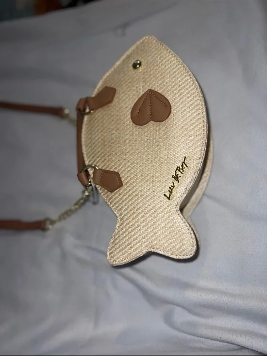 Luv Betsey Johnson Fish Crossbody Straw Purse - Trending Beach Purse NWT vhtf - Picture 4 of 9